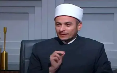 حكم التمايل أثناء ذكر الله؟.. أمين الفتوى يوضح