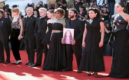 بالتصفيق وهتافات “فلسطين حرة”.. استقبال خاص لـ “صوت هند رجب” بمهرجان فينسيا