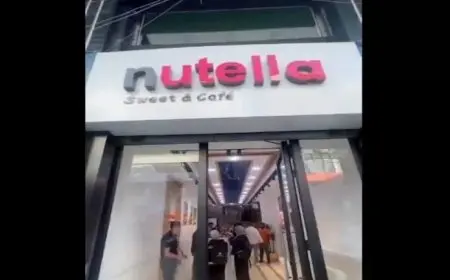 جدل واسع بعد افتتاح “كافيه نوتيلا” في غزة وسط المجاعة (فيديو)