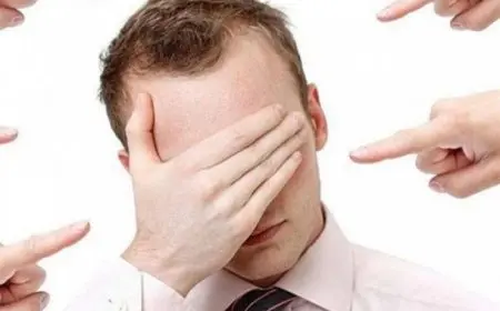 4 تصرفات تكشف إصابتك بالرهاب الاجتماعي.. كيف تواجه مخاوفك؟