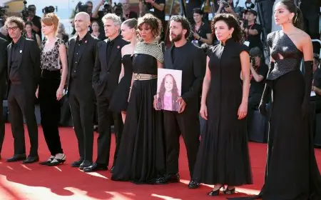 بعد 20 شهر من مقتلها برصاص الاحتلال.. صوت هند رجب يصل للعالم عبر مهرجان فينيسيا السينمائي