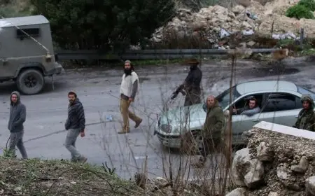 تقارير: مستوطنون إسرائيليون يهاجمون قرية فلسطينية في الضفة الغربية