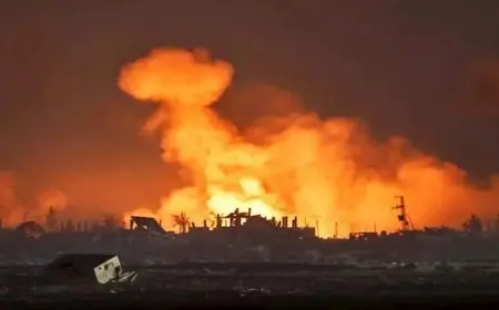 قصف إسرائيلي يستهدف منزلًا بمخيم الشاطئ ويسفر عن شهداء ومصابين