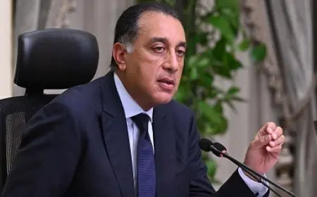 رئيس الوزراء يبدأ جولة تفقدية بعدد من مشروعات إعادة إحياء مناطق القاهرة التاريخية