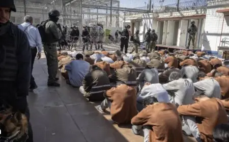 حماس: إدخال الاحتلال أسلحة جديدة للسجون تصعيد خطير ضد الأسرى العزَّل