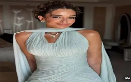 ملك زاهر تخطف الأنظار بإطلالة أنيقة.. ووالدها يعلق: “أنا بنتي قمر يا ناس”