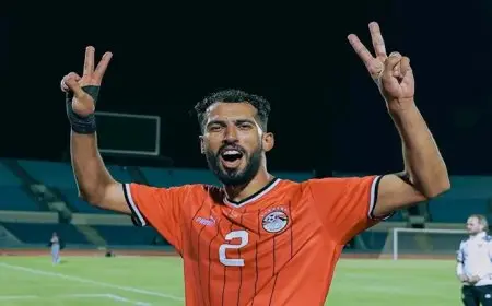 احتفل بالفوز مع نجله.. من هو خالد صبحي مدافع منتخب مصر؟