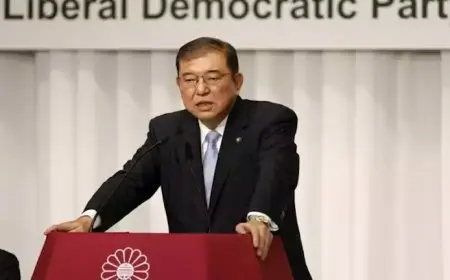 رئيس وزراء اليابان يقرر الاستقالة من منصبه