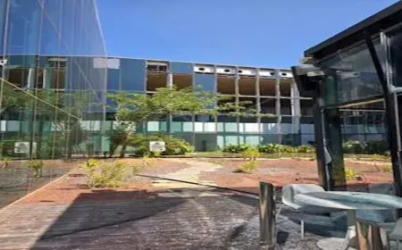 إسرائيل تعيد فتح المجال الجوي بعد قصف مطار رامون “صور”