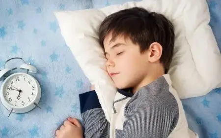 مع اقتراب العام الدراسي.. خطوات لتنظيم نوم أطفالك