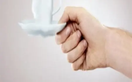 ما أسباب سقوط الأشياء من اليد فجأة؟ لن تتوقع