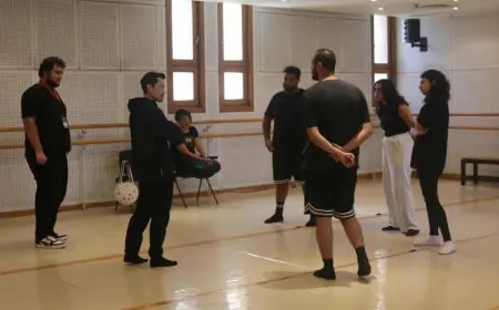 مهرجان المسرح التجريبي.. شومبي نيموتو: ورشة الأداء الحركي دعوة للتأمل في علاقتنا بالعالم