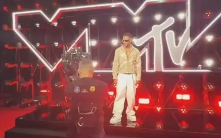 بإطلالة غريبة.. محمد رمضان يتألق في حفل جوائز “MTV VMAs 2025”