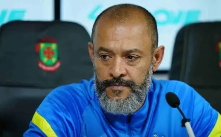 نوتنجهام فورست يعلن رحيل نونو سانتو