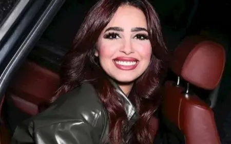 رنا سماحة ترافق ابنها في أول يوم دراسة (صور)