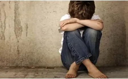 سيدة تتهم سائقا بالتحرش بنجلها .. والمتهم :”كنت بهزر”