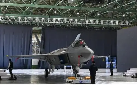 طائرة تغادر كوريا الجنوبية لإعادة عمال محتجزين إلى أمريكا ضمن حملة للهجرة