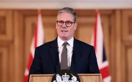 رئيس وزراء بريطانيا يلتقي بالرئيس الإسرائيلي بعد إدانته للضربة الإسرائيلية على قادة حماس في قطر