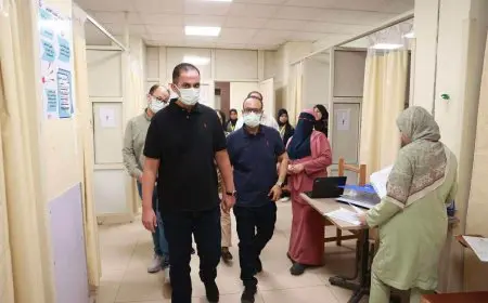 نائب وزير الصحة يتفقد مستشفيي التأمين الصحي والصدر بالمنيا ويوجه بمكافأة للعاملين