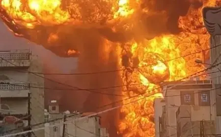 غارات إسرائيلية تستهدف وزارة الدفاع والمجمع الحكومي في اليمن