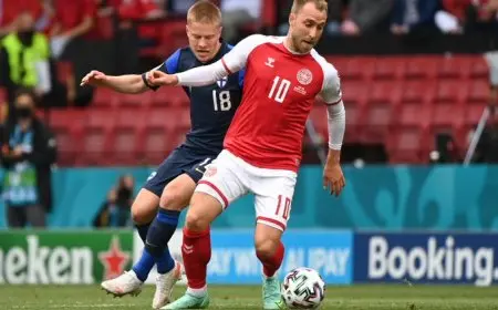 فولفسبورج يقترب من التعاقد مع إريكسن نجم خط وسط الدنمارك