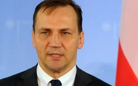 بولندا تستدعي القائم بأعمال السفارة الروسية في وارسو بعد “هجوم غير مسبوق”