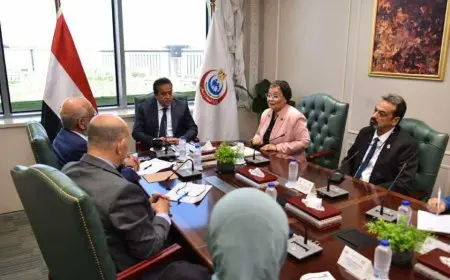 وزير الصحة يستقبل المدير التنفيذي لمصر بمجموعة البنك الدولي لبحث الملفات المشتركة