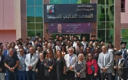 رئيس أكاديمية الفنون تشهد تحكيم مشروعات تخرج طلاب المعهد العالي للسينما
