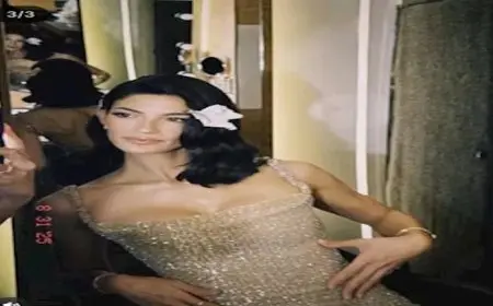 بإطلالة جريئة.. أحدث ظهور لـ تارا عماد ومنى زكي تعلق (صور)