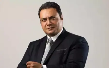 مراد مكرم مازحا: “أنا اللي أكلت الهرم”.. والجمهور يعلق بطريقة كوميدية