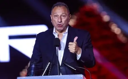 الخطيب للاعبي الأهلي: كرة القدم ليست بالأسماء