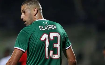 الهداف التاريخي لمنتخب الجزائر ينتقل إلى كلوج الروماني