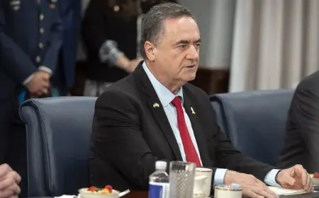 التلفزيون الإسرائيلي الرسمي: هاكرز أتراك يتصلون بوزير الدفاع الإسرائيلي