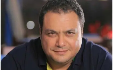 مراد مكرم يطالب بملاحقة اللجان الإلكترونية: خطر على الأمن القومي