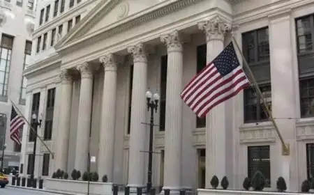 المركزي الأمريكي يعقد اجتماع الفائدة غدا وسط توقعات بخفض 0.25%