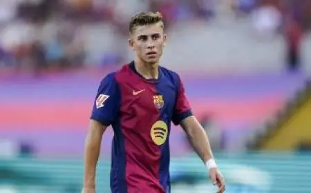 لوبيز يكشف موقفه من الرحيل عن برشلونة