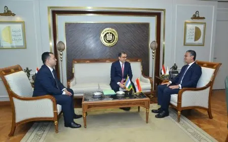 وزير التموين يبحث مع سفير أوزبكستان تعزيز التعاون في مجال التجارة الداخلية
