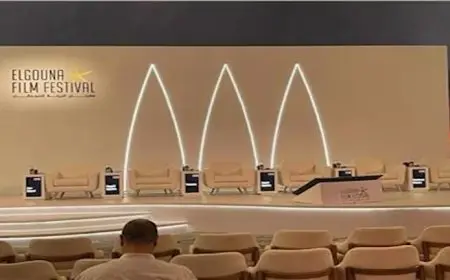 بدء مؤتمر “الجونة السينمائي” بالسلام الجمهوري وعرض فيلم قصير يضم لقطات الدورات السابقة