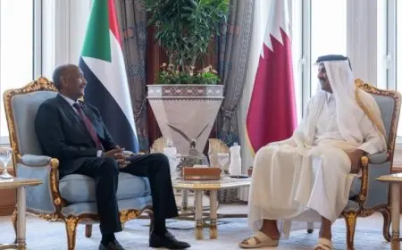 أمير قطر والبرهان يبحثان تعزيز التعاون والتطورات في السودان