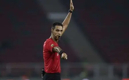 أمين عمر يدير قمة الزمالك والإسماعيلي في الدوري
