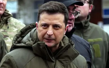 زيلينسكي يعلن زيادة رواتب المعلمين ومنح دراسية للطلاب رغم الحرب مع روسيا