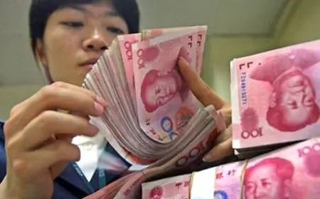 تراجع جديد للدولار أمام اليوان في تعاملات اليوم