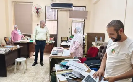 رئيس حي شرق مدينة نصر: ضرورة مضاعفة الجهود لإنهاء أكبر قدر من ملفات التصالح على مخالفات البناء