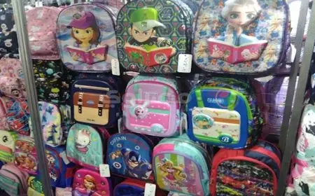 موسم صعب.. الأسر تبحث عن التوفير في معرض “أهلاً مدارس” وسط ارتفاع الأسعار