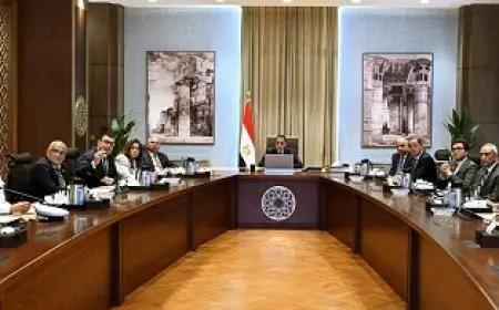 وزير الإسكان: تطوير منظومة الإعلانات لا يقتصر على الجانب الجمالي ولكن تعظيم العائد الاقتصادي للدولة