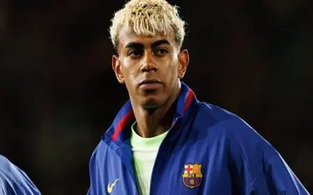 فليك: لن نضع ضغوطًا على يامال.. وراشفورد لديه الكثير ليقدمه