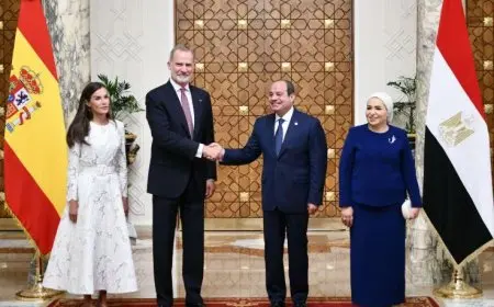 الرئيس السيسي يقيم مأدبة عشاء رسمية على شرف ملك وملكة إسبانيا بمنطقة الأهرامات