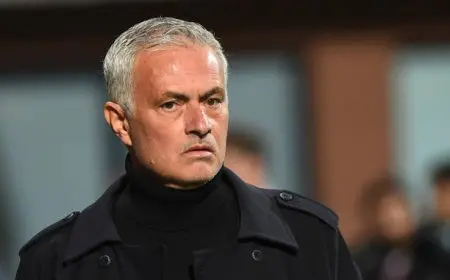 مورينيو يرحب بالعودة لتدريب بنفيكا بعد رحيل لاجي
