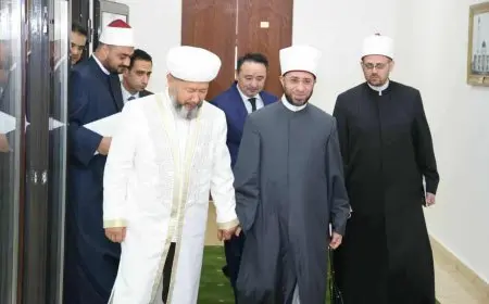 مفتي كازاخستان يستقبل وزير الأوقاف بأستانا ويبحثان تعزيز التعاون العلمي والديني
