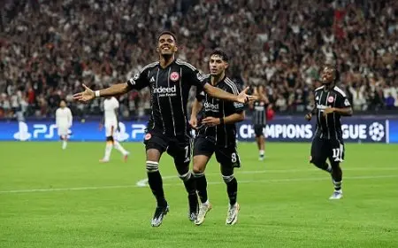 فرانكفورت يكتسح جالطة سراي بخماسية في دوري أبطال أوروبا